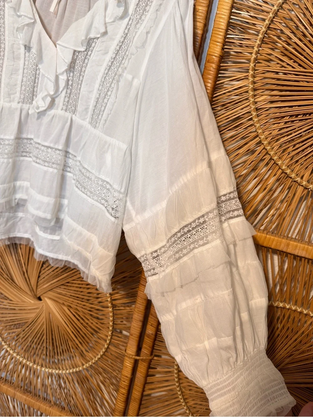 By Anthropologie Ruffled V-Neck Popover Blouse | White | Size: L